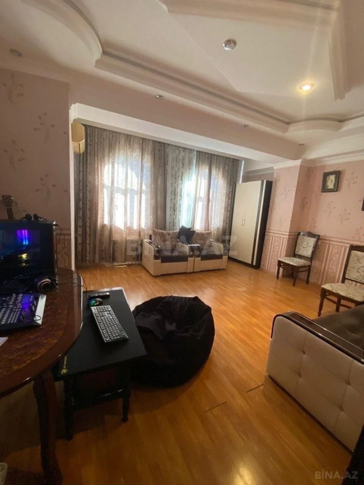Satılır 2 otaqlı mənzil 75 m²