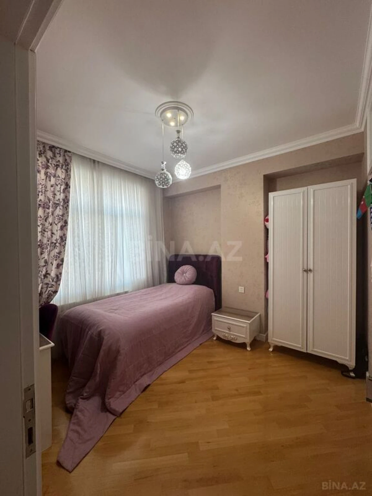 Satılır 4 otaqlı mənzil 105 m²