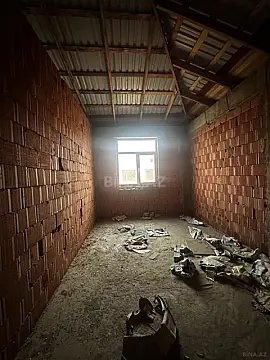 Satılır 2 otaqlı mənzil 83 m²