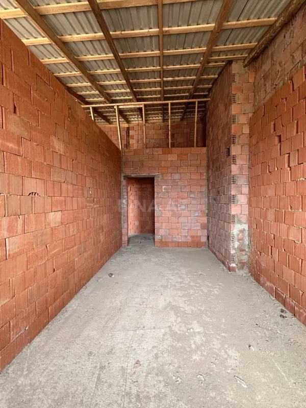 Satılır 2 otaqlı mənzil 83 m²