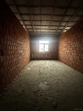 Satılır 2 otaqlı mənzil 83 m²