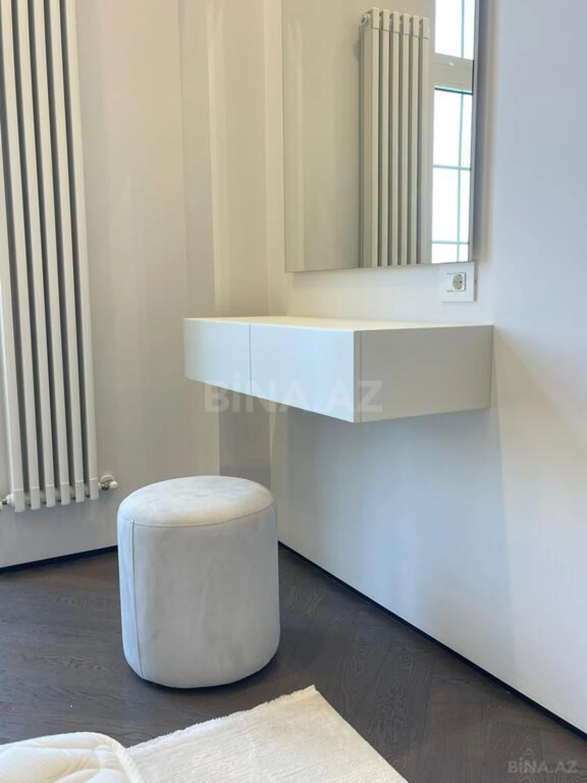Kirayə verilir 3 otaqlı mənzil 120 m²