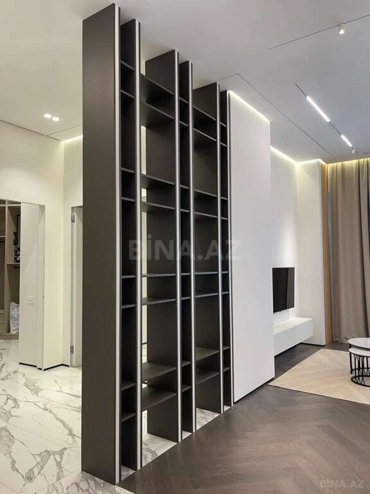 Kirayə verilir 3 otaqlı mənzil 120 m²