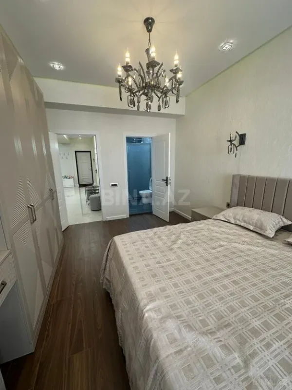 Kirayə verilir 3 otaqlı mənzil 120 m²