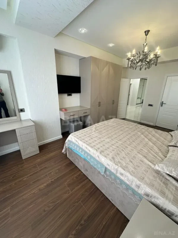 Kirayə verilir 3 otaqlı mənzil 120 m²