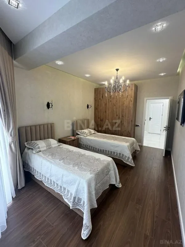 Kirayə verilir 3 otaqlı mənzil 120 m²