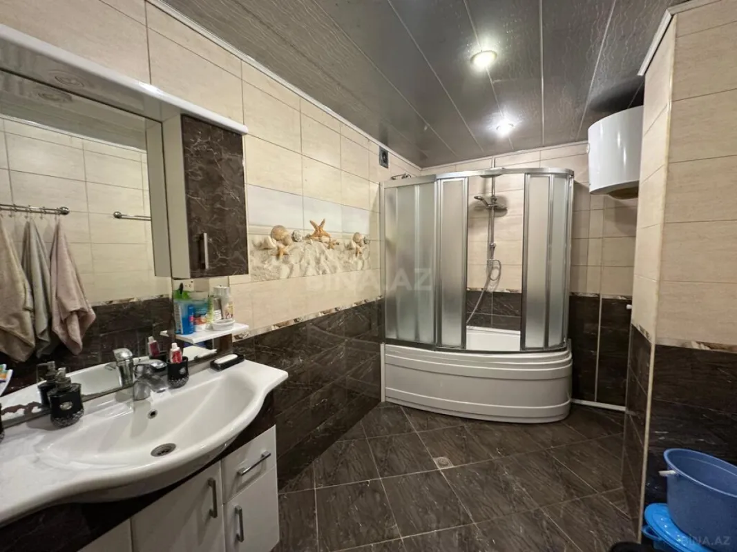 Satılır 3 otaqlı mənzil 150 m²