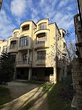 Satılır 10 otaqlı həyət evi 800 m² — Bakı, Nərimanov 10 otaq 800.00 m²