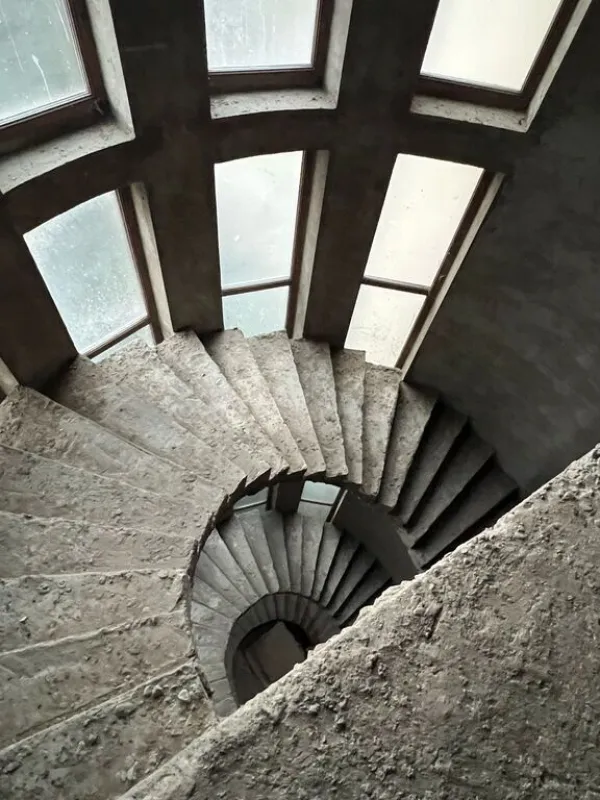 Satılır 10 otaqlı həyət evi 800 m²