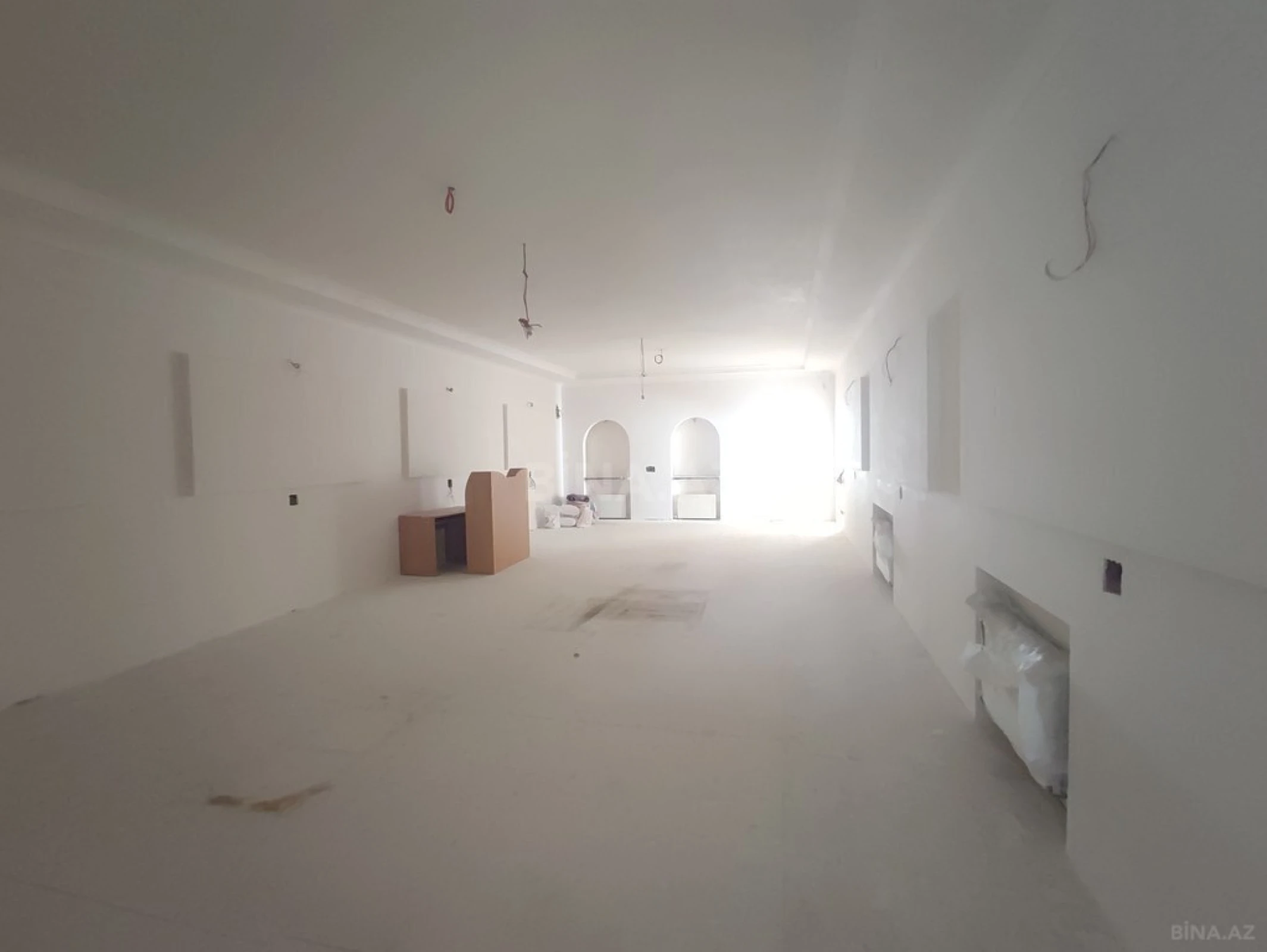 Satılır obyekt 600 m²