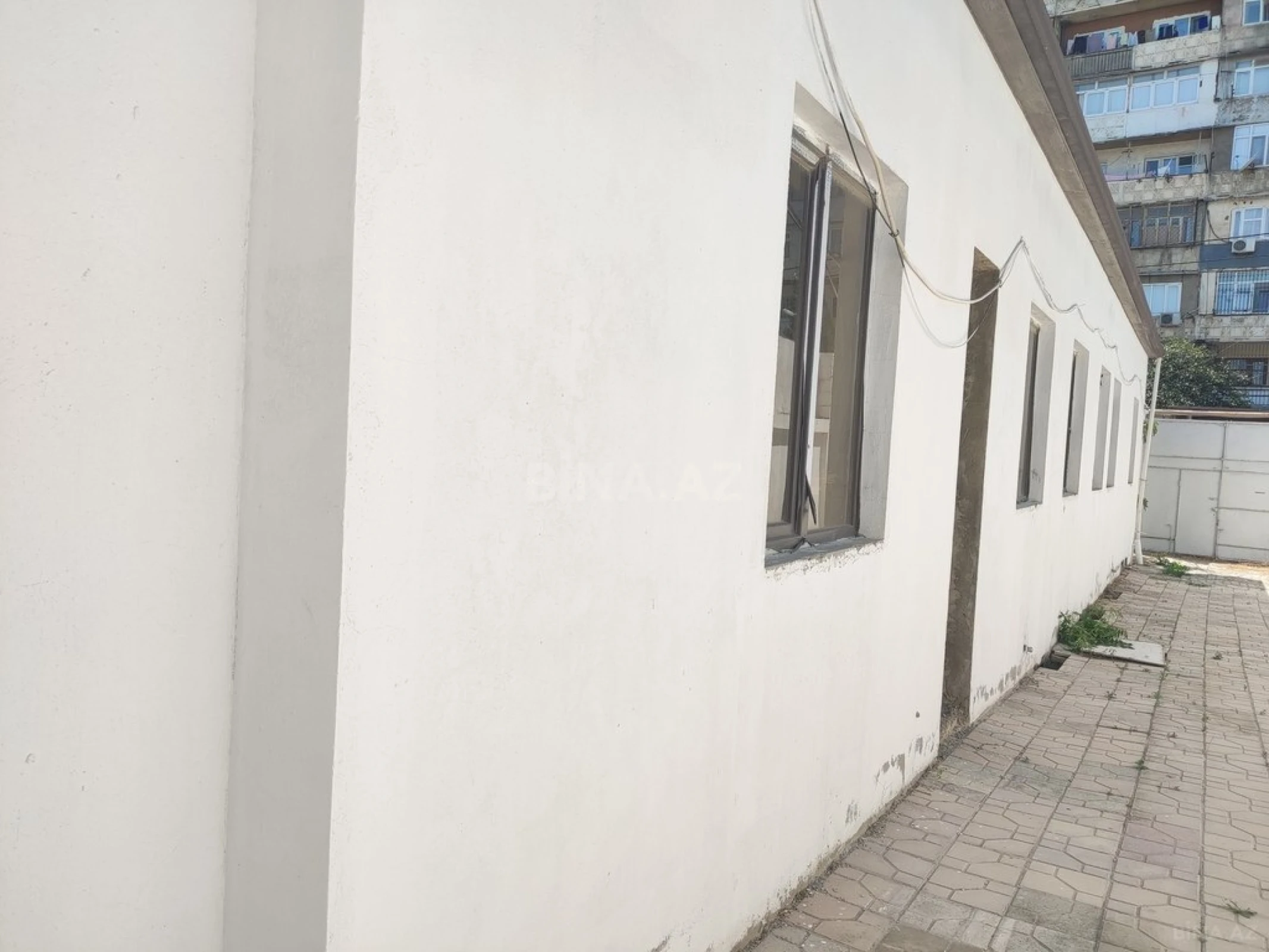 Satılır obyekt 600 m²