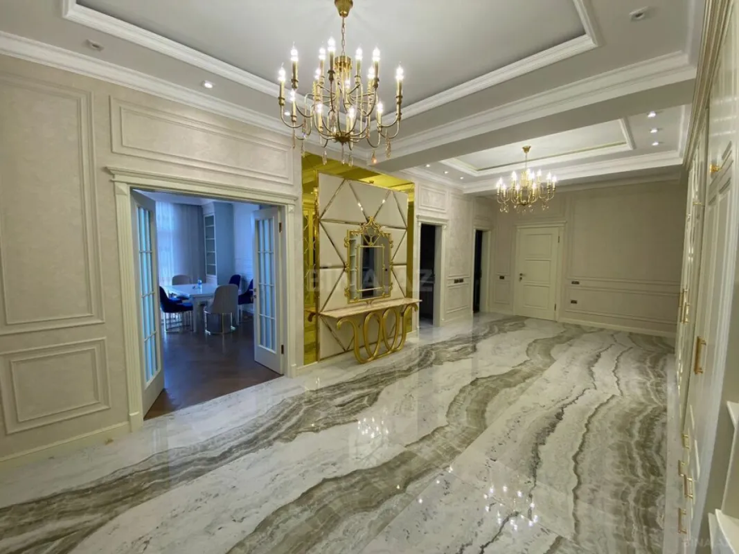 Kirayə verilir 3 otaqlı mənzil 160 m²