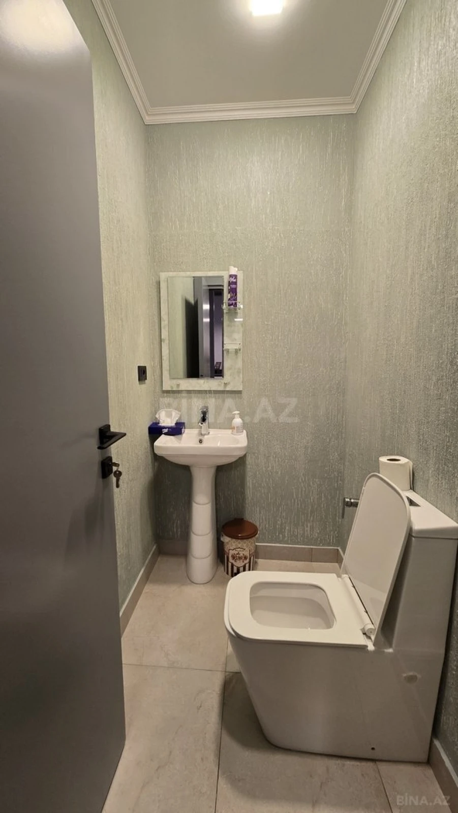 Satılır 3 otaqlı ofis 88 m²