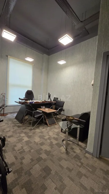 Satılır 3 otaqlı ofis 88 m²