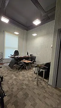 Satılır 3 otaqlı ofis 88 m²