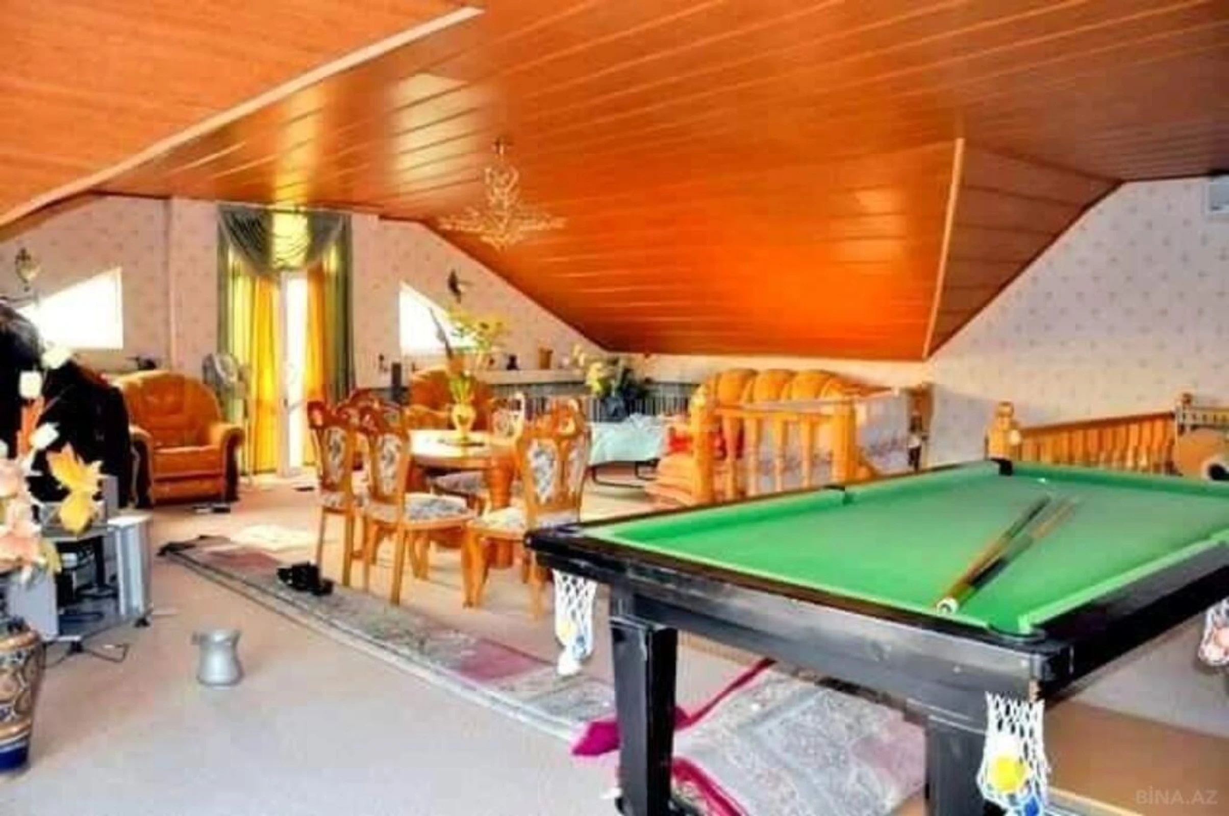 Kirayə verilir 6 otaqlı həyət evi 280 m²