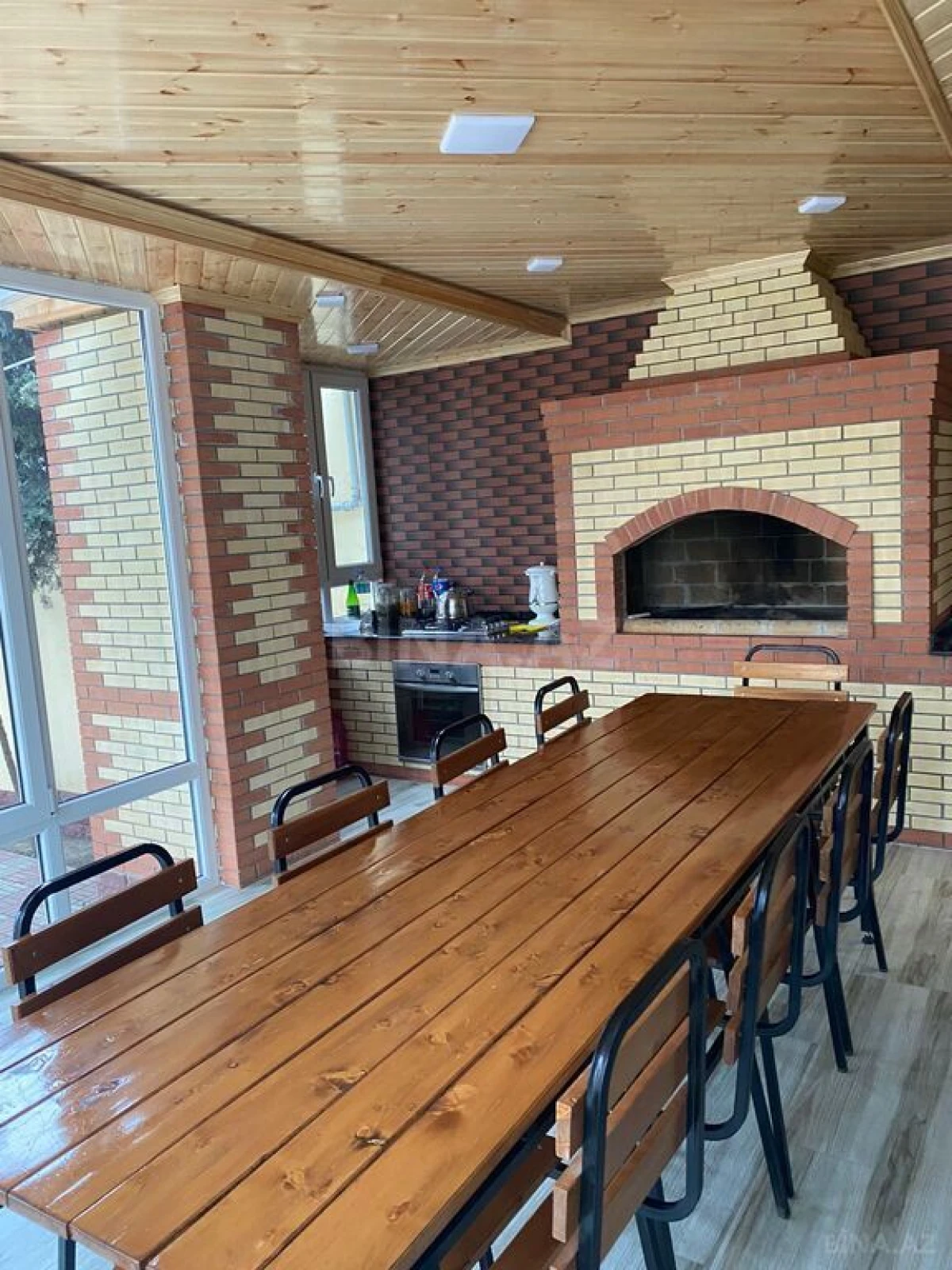 Kirayə verilir 6 otaqlı həyət evi 280 m²