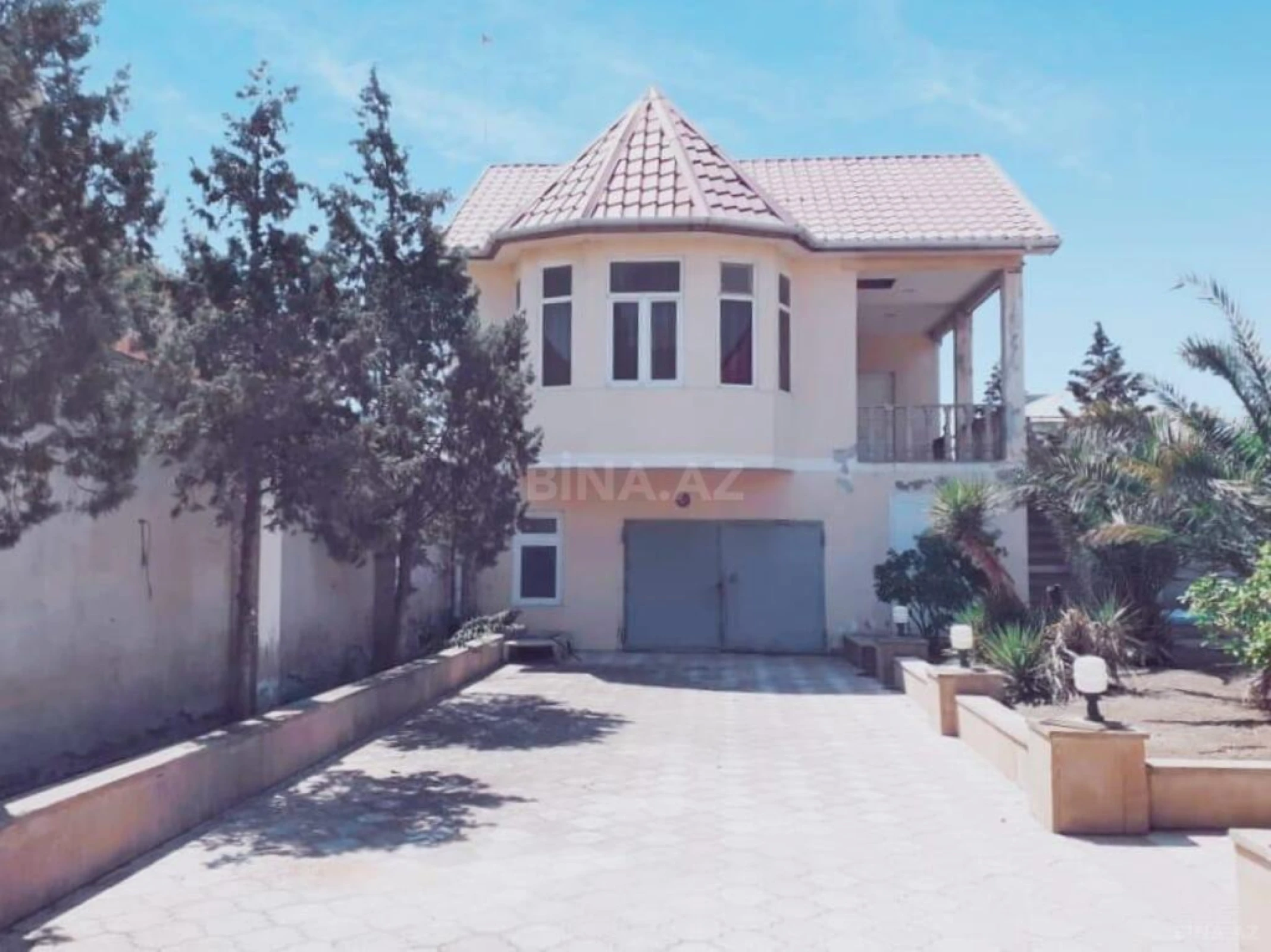Kirayə verilir 6 otaqlı həyət evi 280 m²