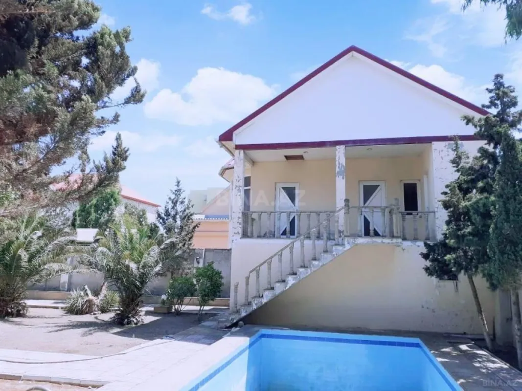 Kirayə verilir 6 otaqlı həyət evi 280 m²