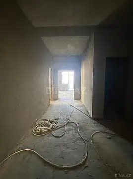 Satılır 3 otaqlı mənzil 140 m²