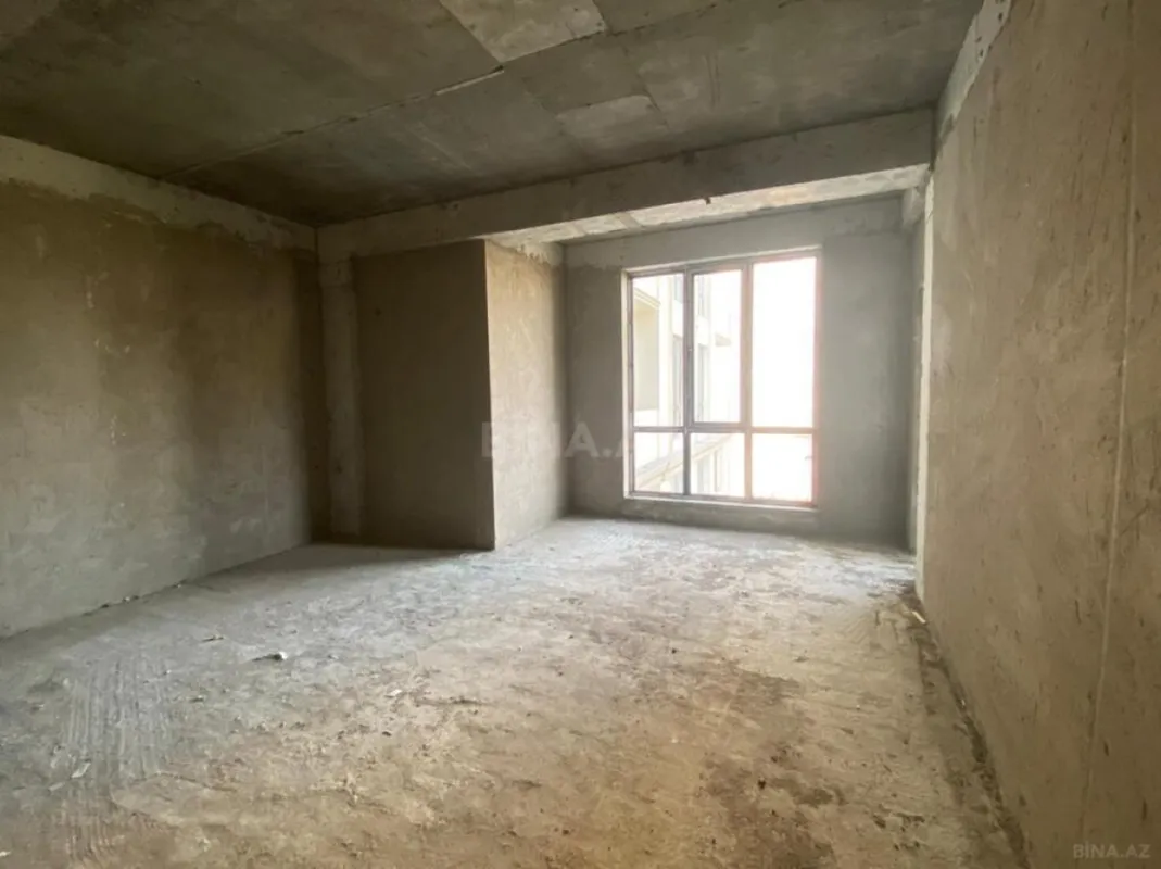 Satılır 3 otaqlı mənzil 140 m²
