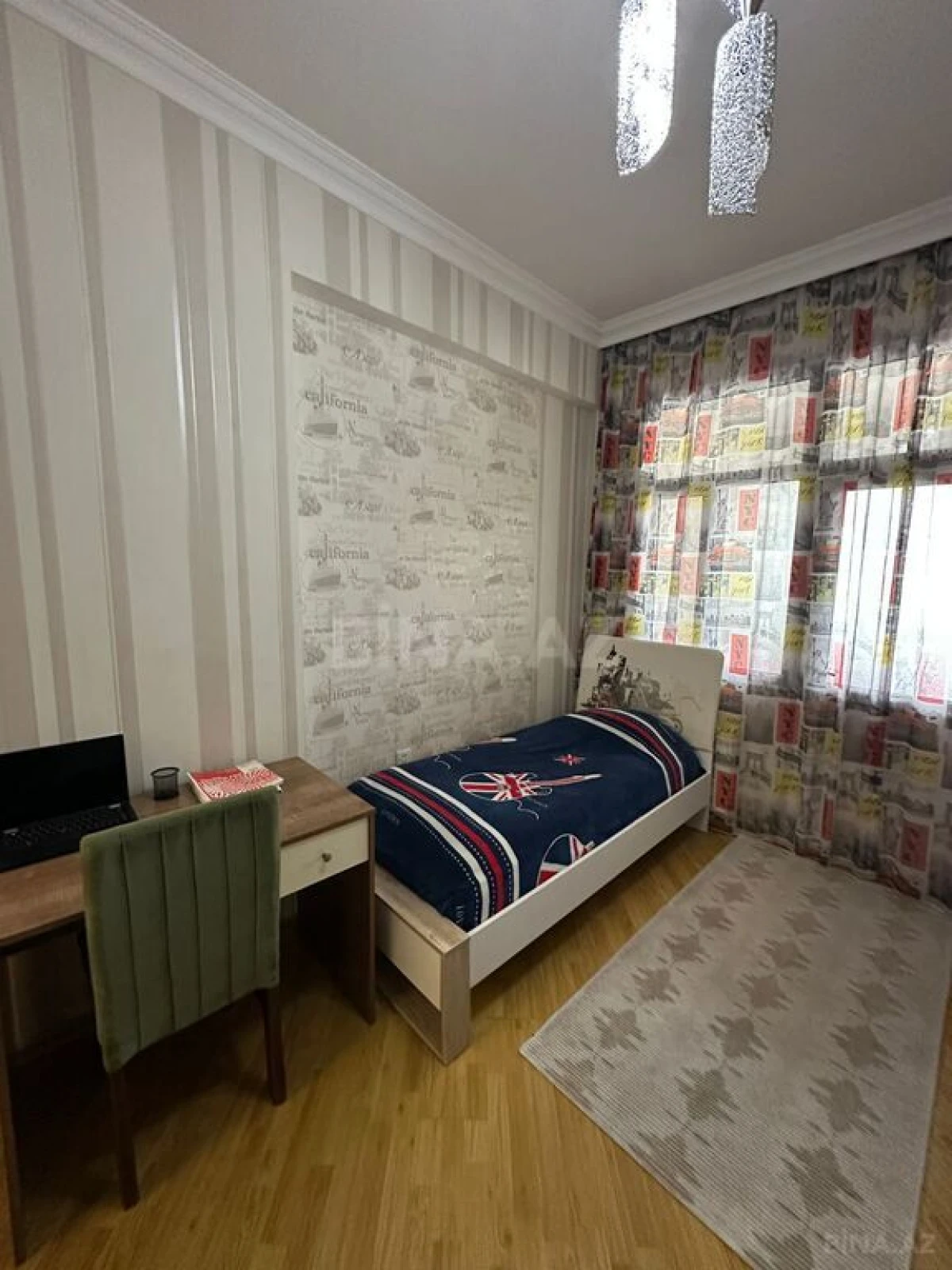 Satılır 4 otaqlı mənzil 126 m²