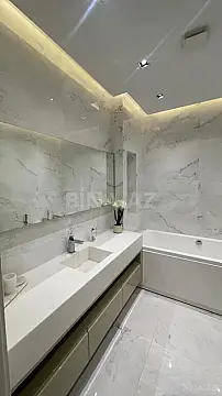 Kirayə verilir 2 otaqlı mənzil 80 m²