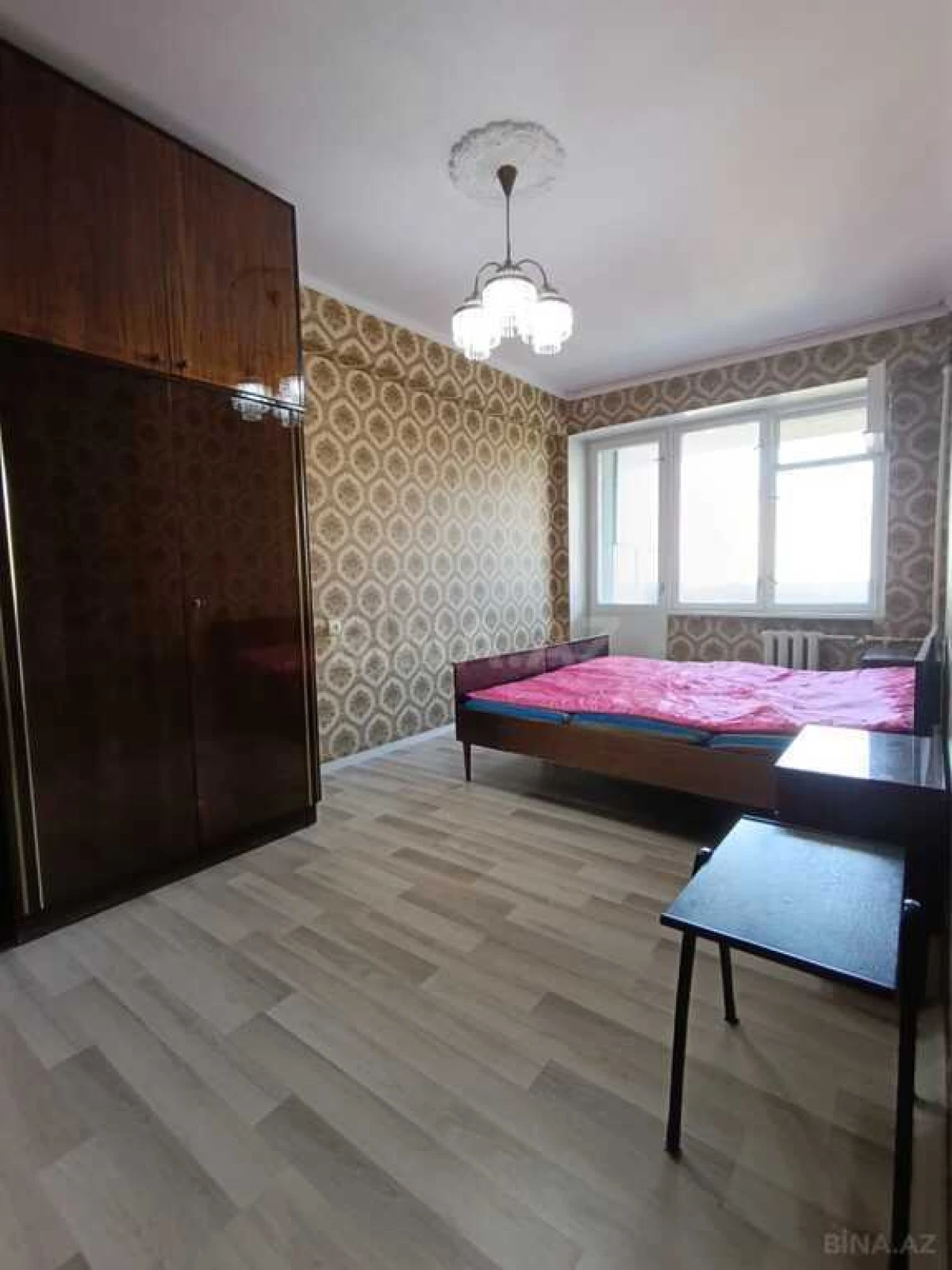 Satılır 3 otaqlı mənzil 85 m²