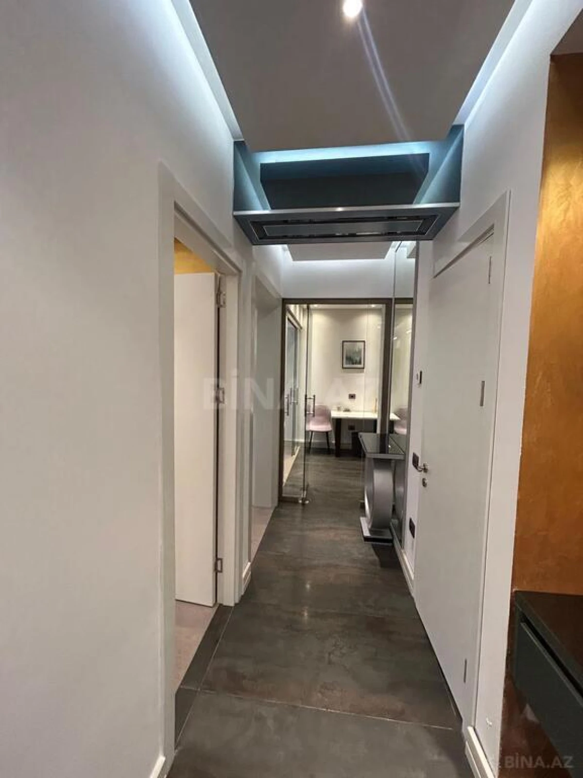 Kirayə verilir 2 otaqlı mənzil 80 m²