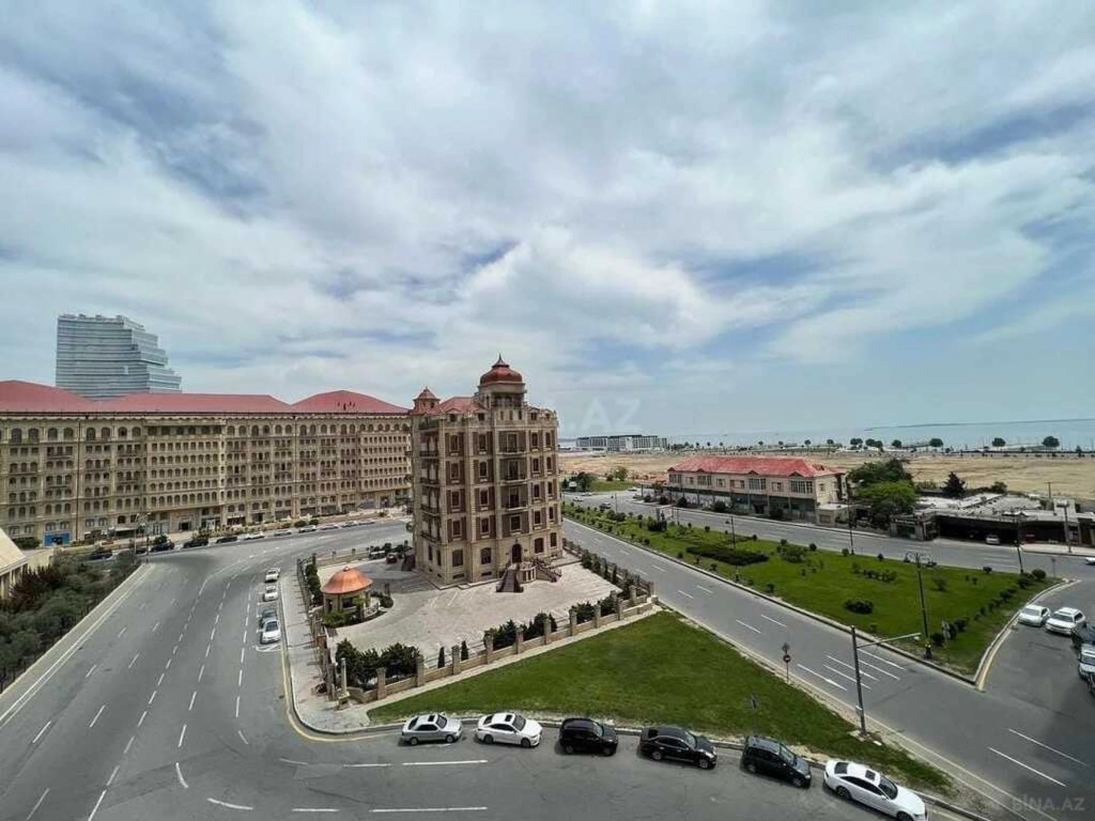 Kirayə verilir 2 otaqlı mənzil 80 m²