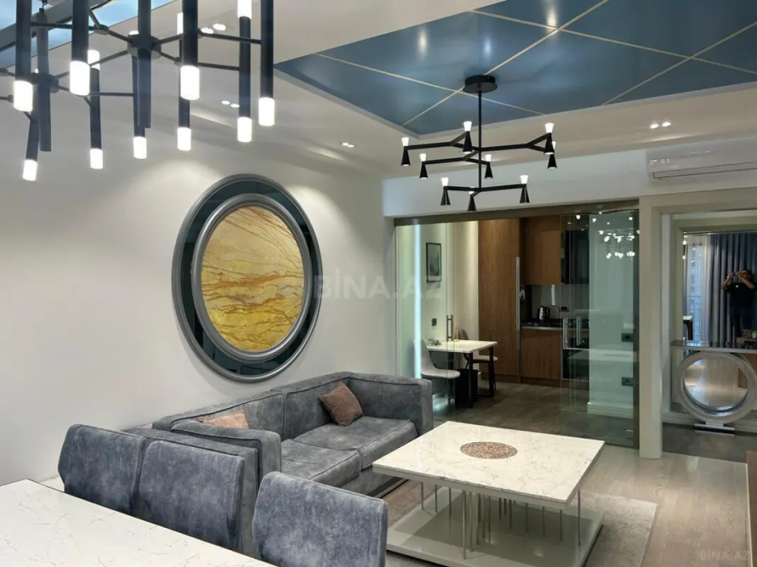 Kirayə verilir 2 otaqlı mənzil 80 m²