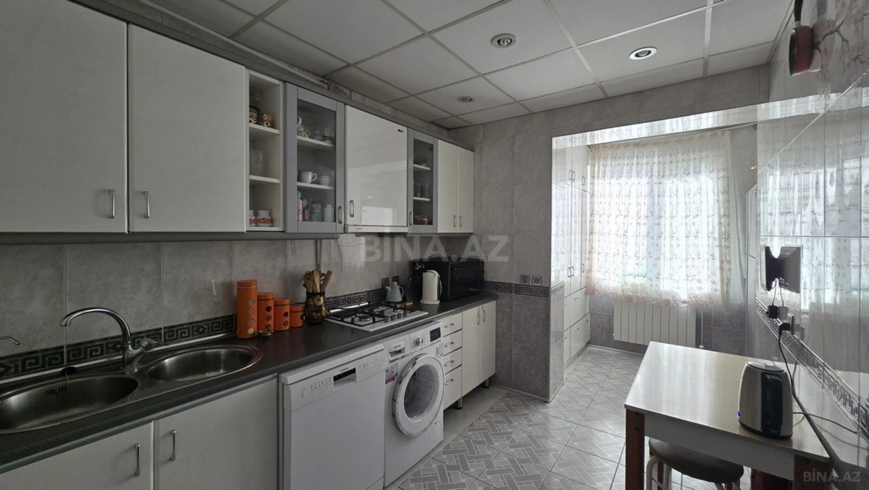 Satılır 3 otaqlı mənzil 90 m²