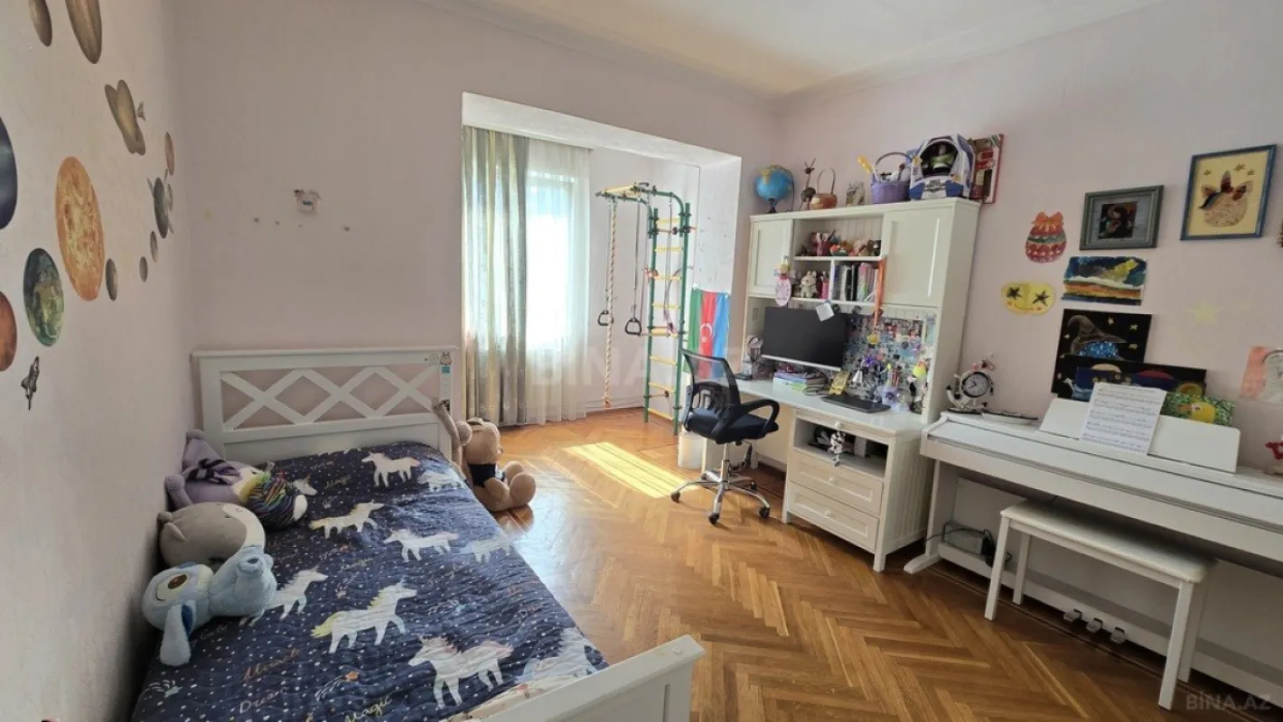 Satılır 3 otaqlı mənzil 90 m²