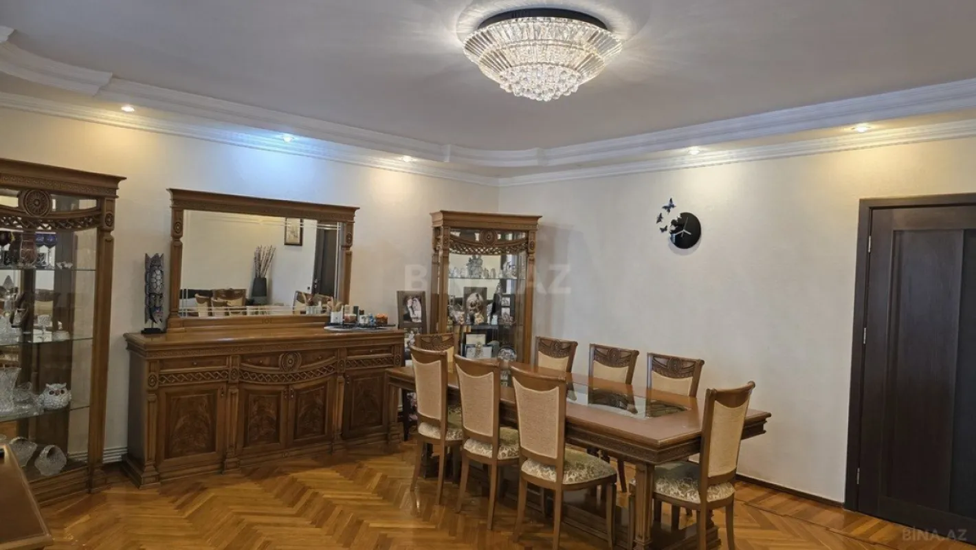 Satılır 3 otaqlı mənzil 90 m²