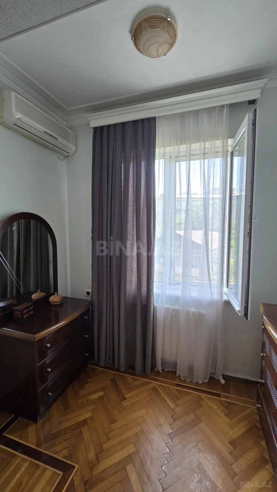 Satılır 3 otaqlı mənzil 90 m²