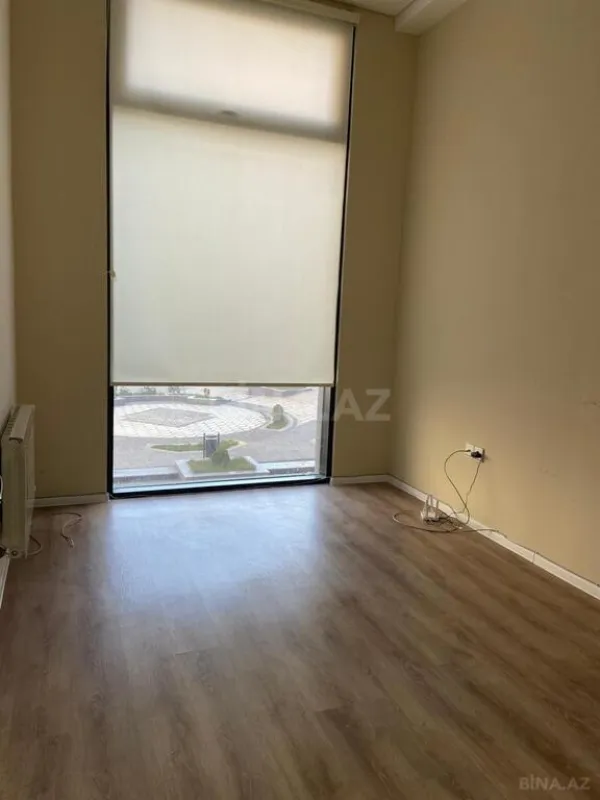 Kirayə verilir 2 otaqlı ofis 60 m²