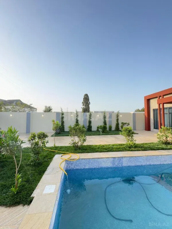 Satılır 4 otaqlı həyət evi 165 m²