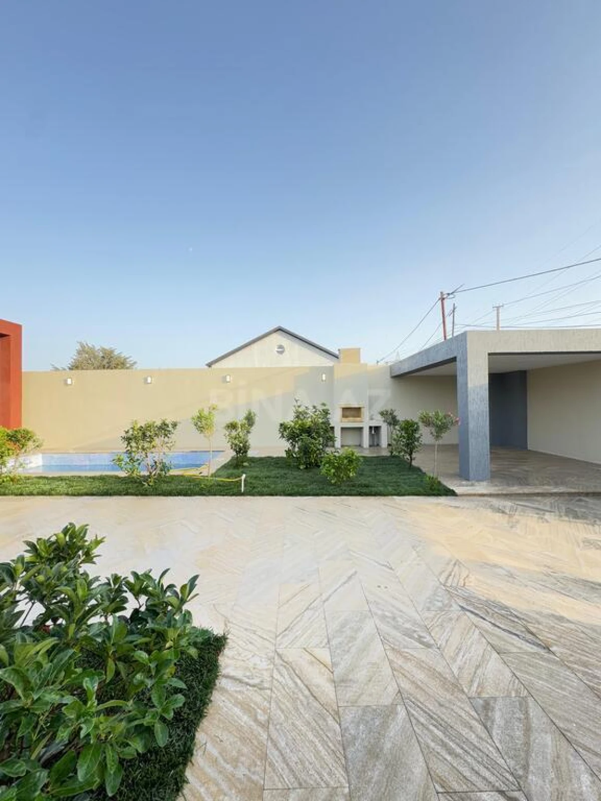 Satılır 4 otaqlı həyət evi 165 m²