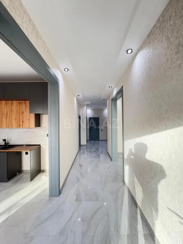 Satılır 4 otaqlı həyət evi 165 m²