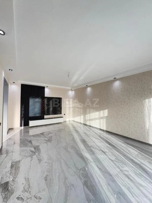 Satılır 4 otaqlı həyət evi 165 m²