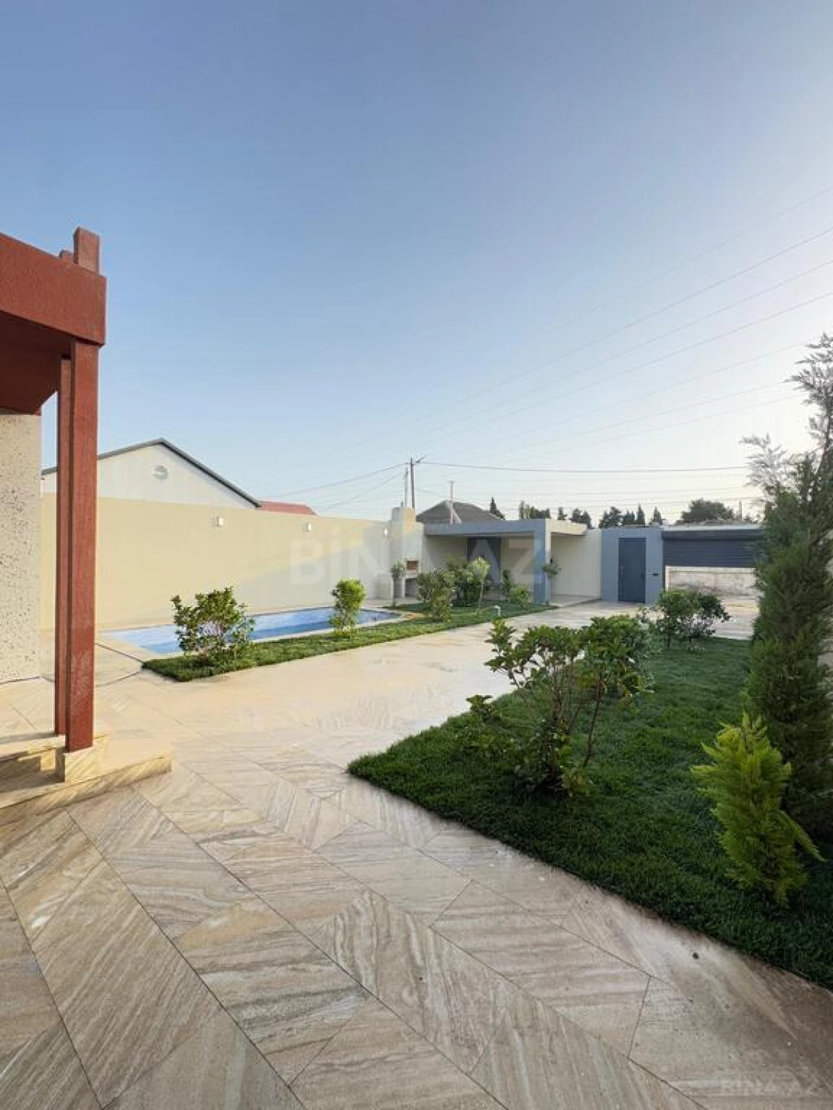 Satılır 4 otaqlı həyət evi 165 m²