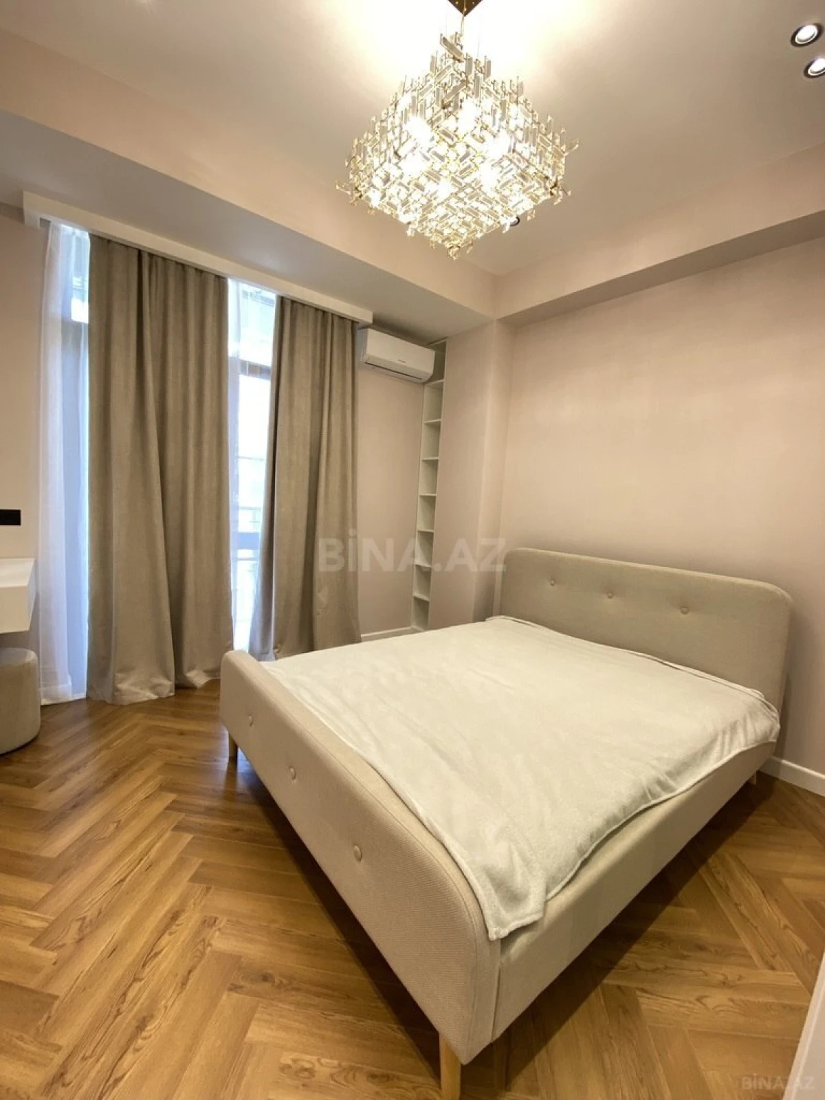 Kirayə verilir 2 otaqlı mənzil 60 m²