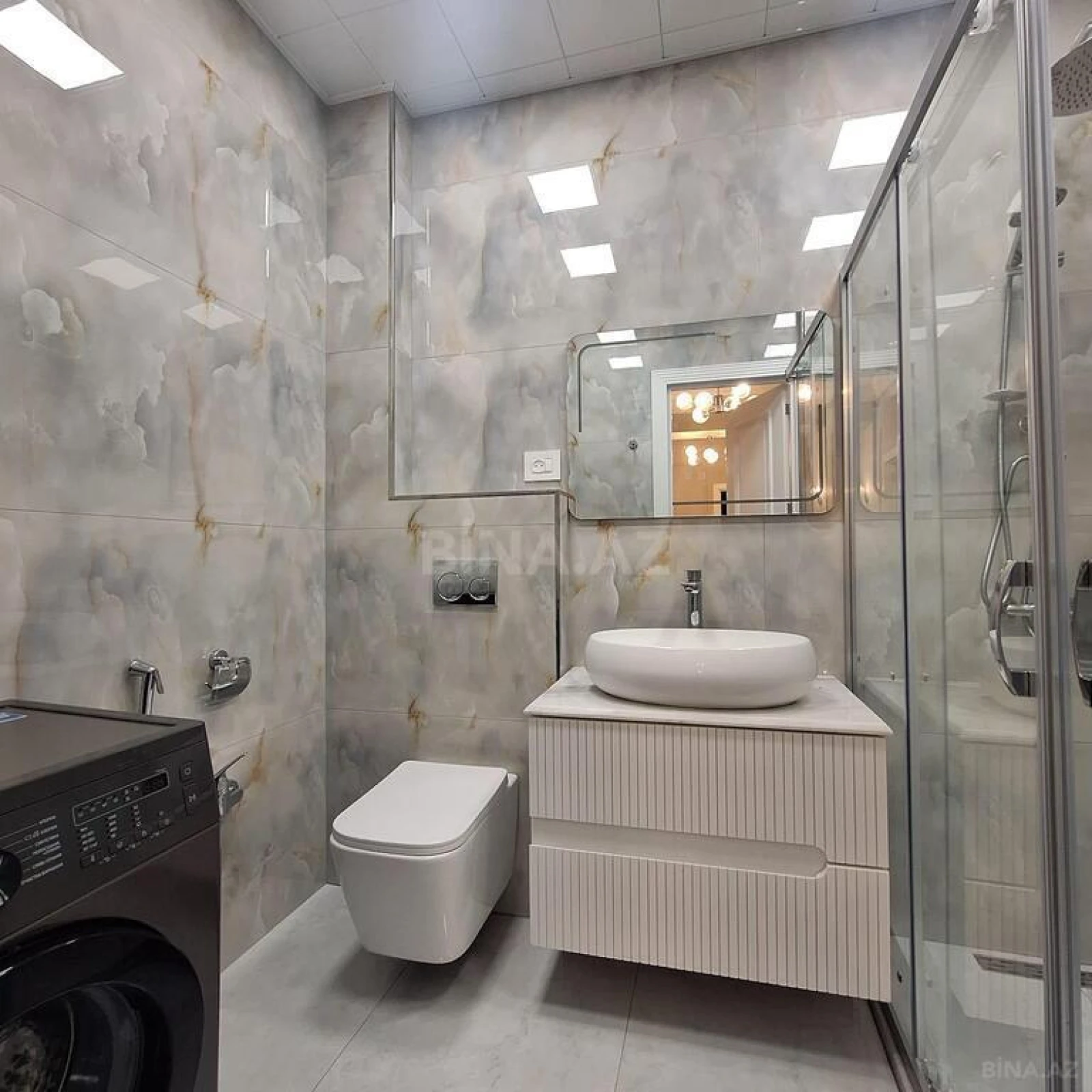 Kirayə verilir 2 otaqlı mənzil 90 m²