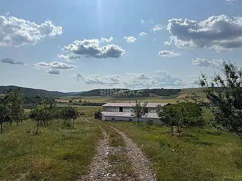 Satılır torpaq sahəsi 2000 m²