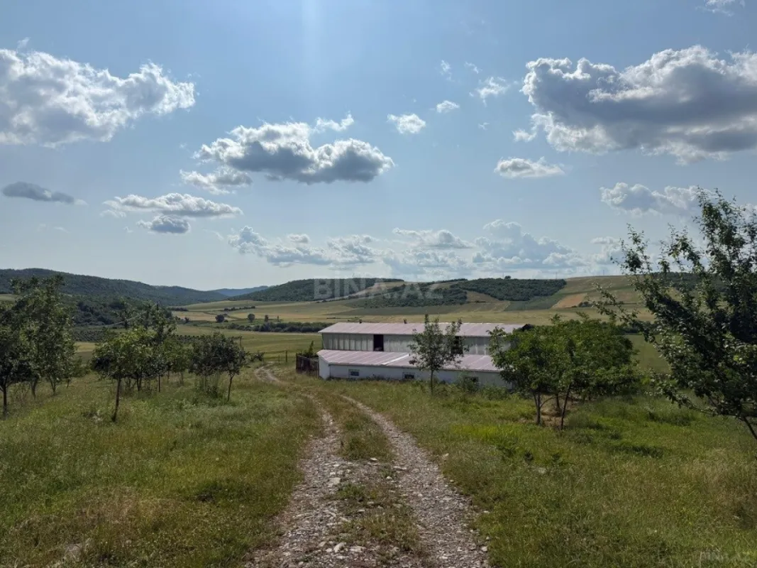 Satılır torpaq sahəsi 2000 m²