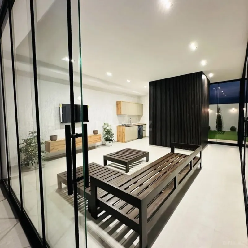 Kirayə verilir 4 otaqlı həyət evi 250 m²