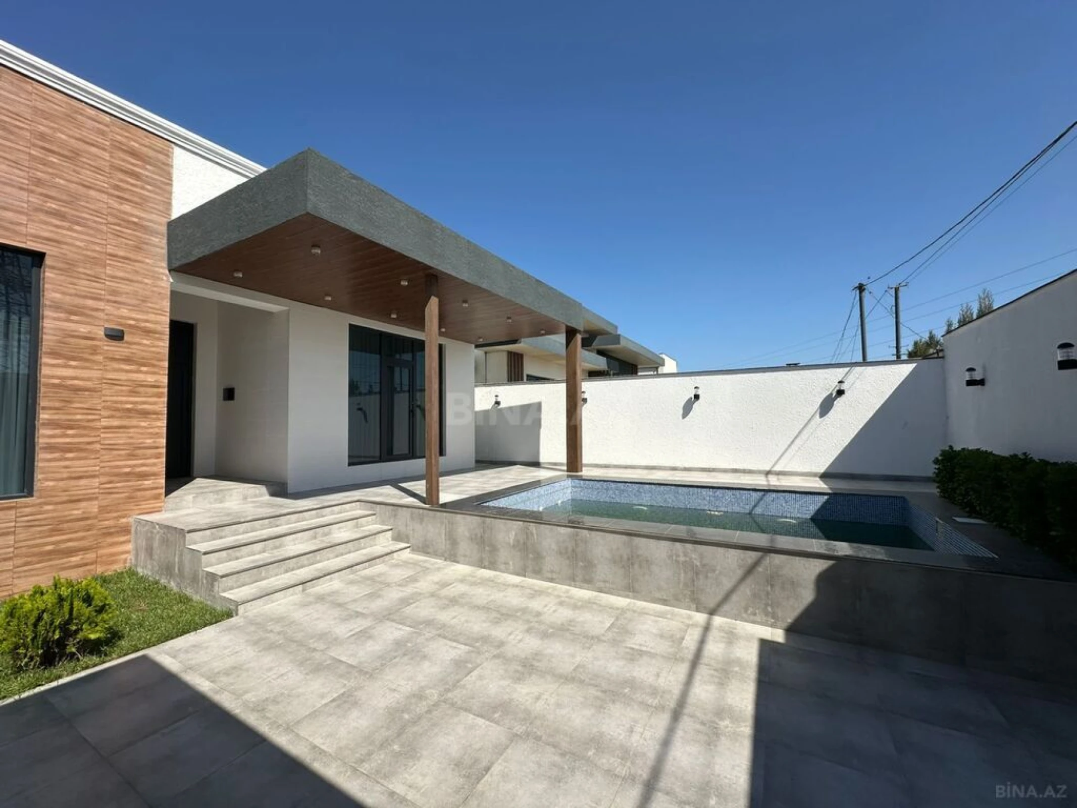 Satılır 4 otaqlı həyət evi 160 m²