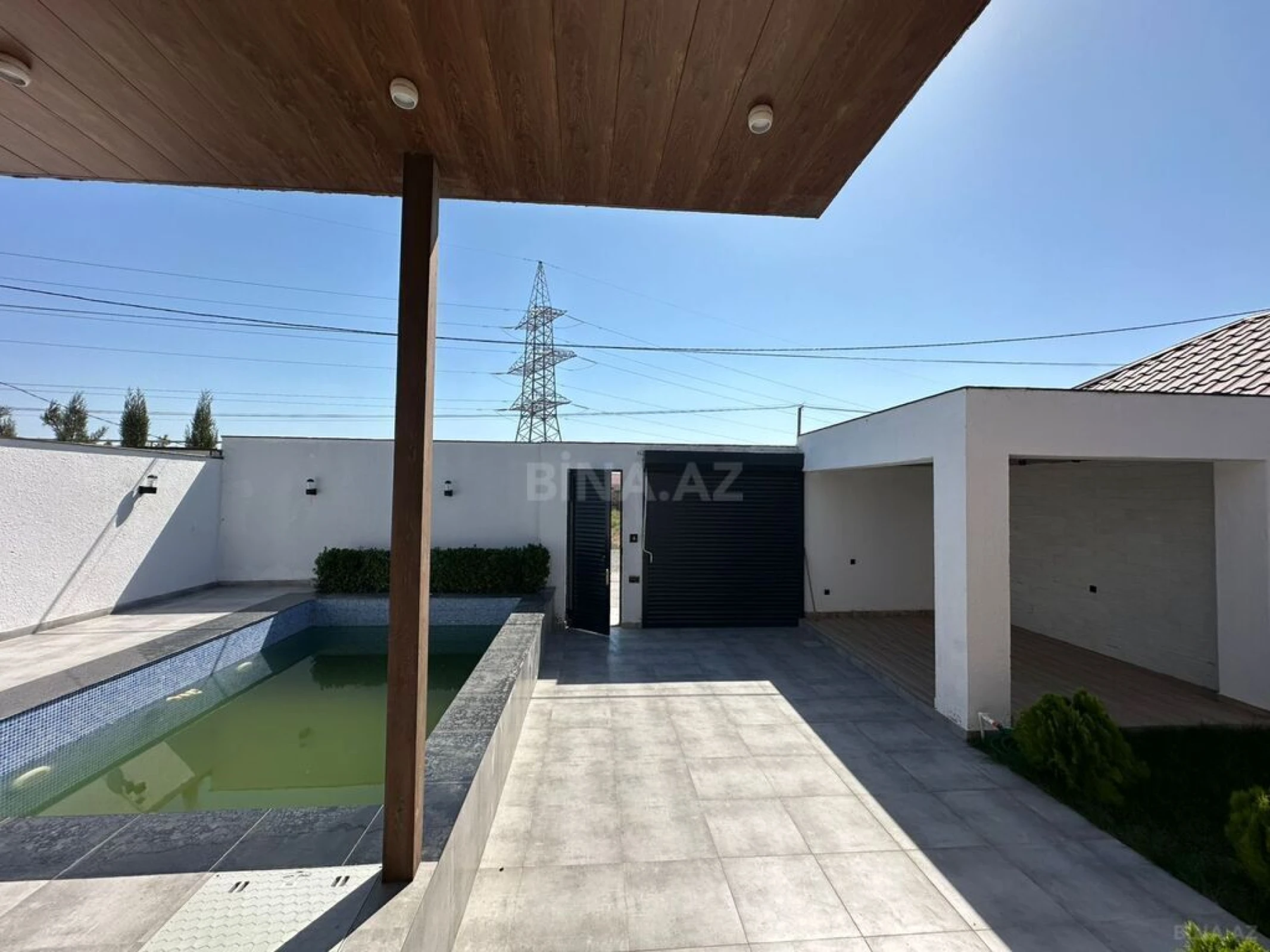 Satılır 4 otaqlı həyət evi 160 m²