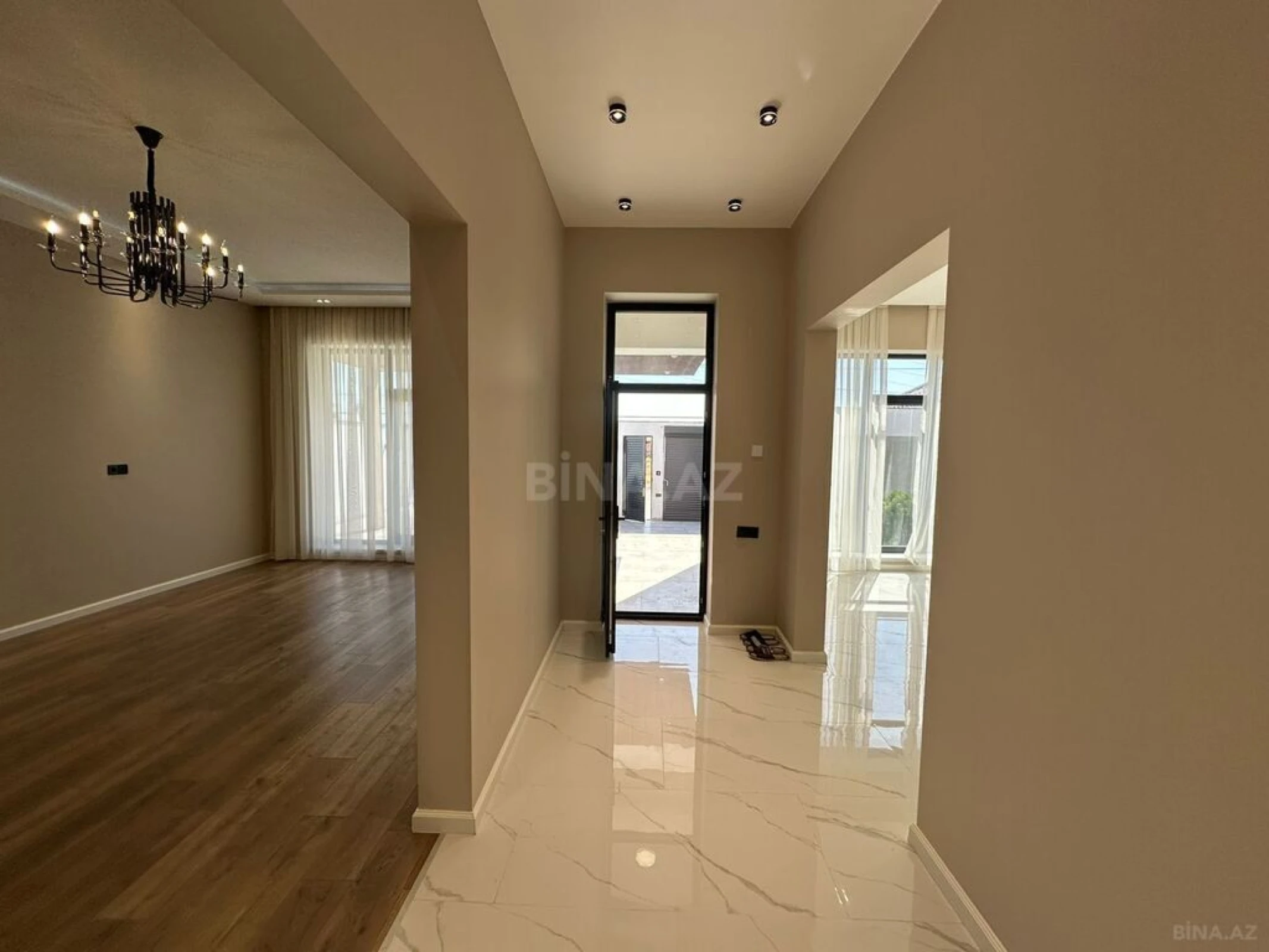 Satılır 4 otaqlı həyət evi 160 m²