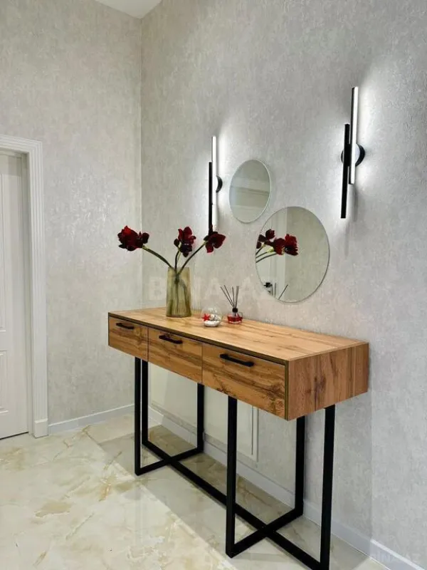 Satılır 4 otaqlı həyət evi 200 m²